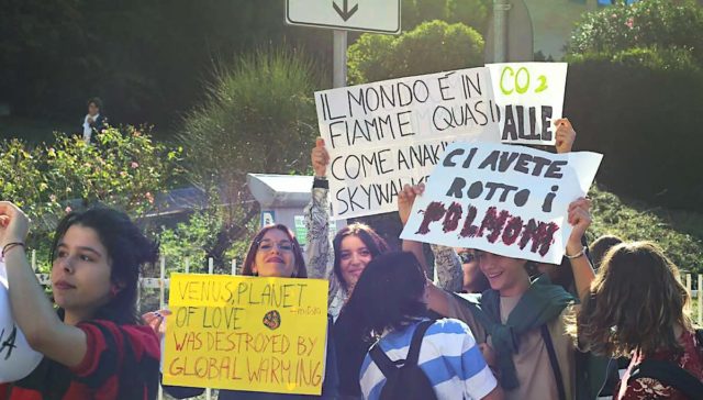 Manifestazione Fridays for Future, cinque denunciati dalla Digos di Ancona