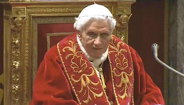 È morto Papa Benedetto XVI, funerali giovedì 5 gennaio