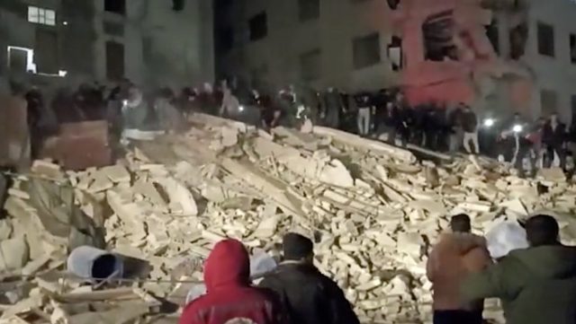 Un forte terremoto colpisce Turchia e Siria, centinaia i morti