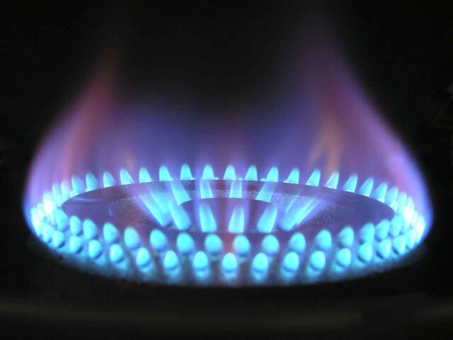 Ritorno IVA ordinaria: Bollette gas in aumento del 13% nel 2024