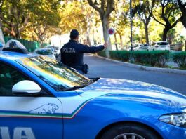 Ancona, la polizia denuncia tunisino con coltello e documenti rubati